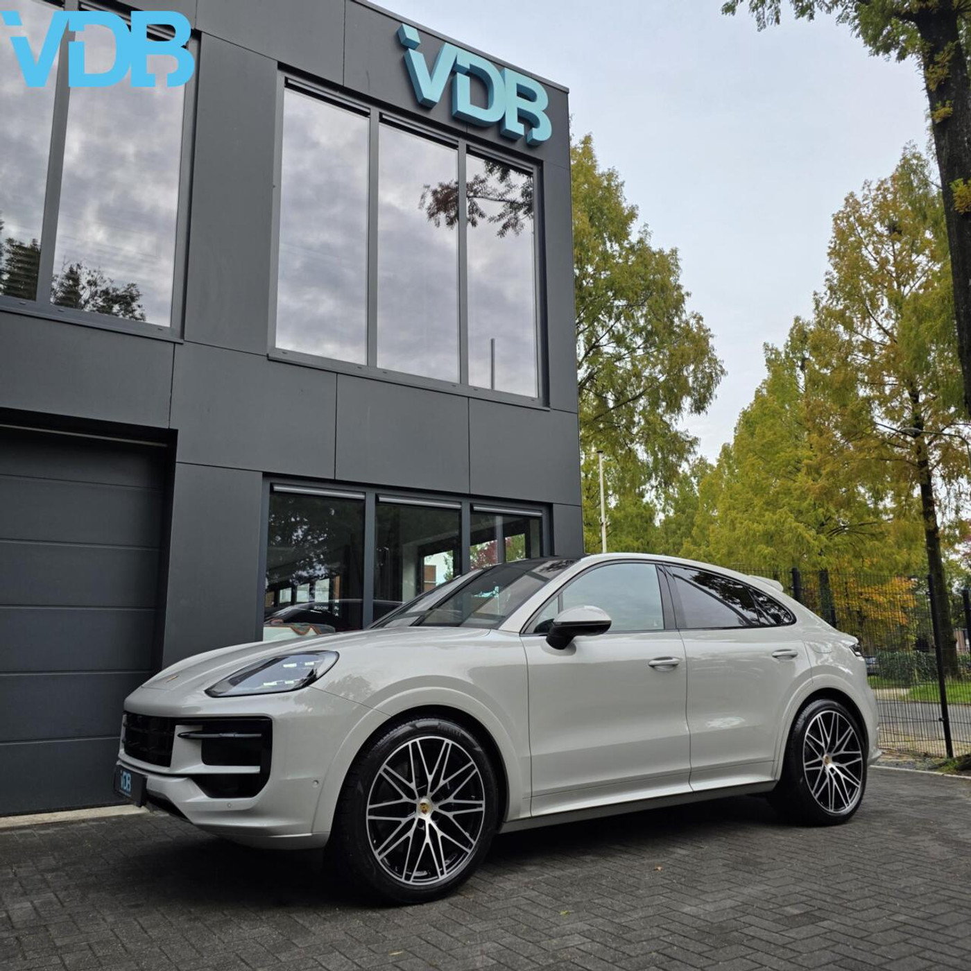 Foto van Porsche Cayenne E-hybrid
