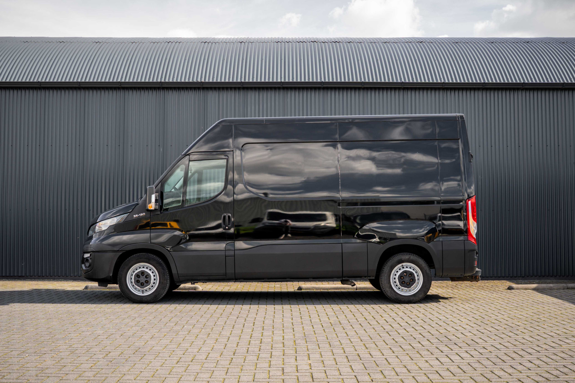 Foto van Iveco 35s13