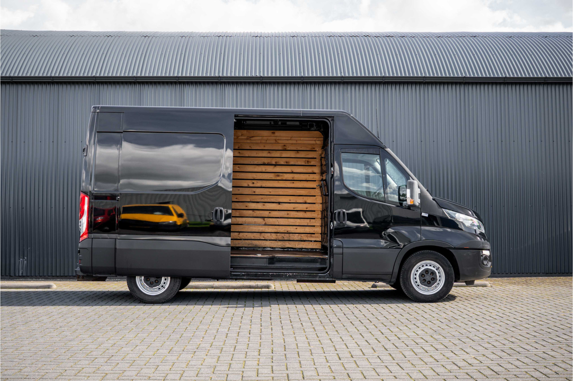 Foto van Iveco 35s13