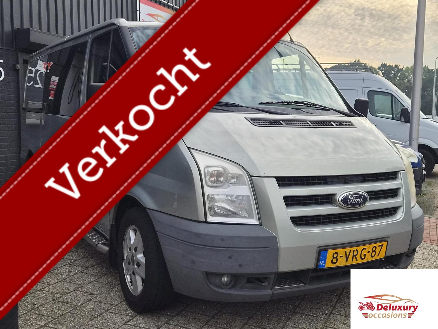 Foto van Ford Transit 280m DC LR 140dpf 4.36