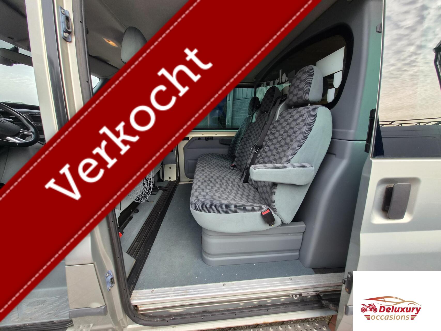 Foto van Ford Transit 280m DC LR 140dpf 4.36