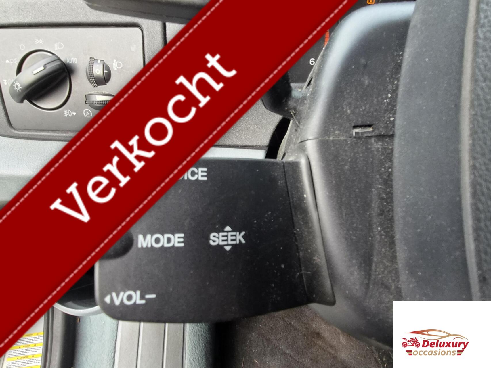 Foto van Ford Transit 280m DC LR 140dpf 4.36