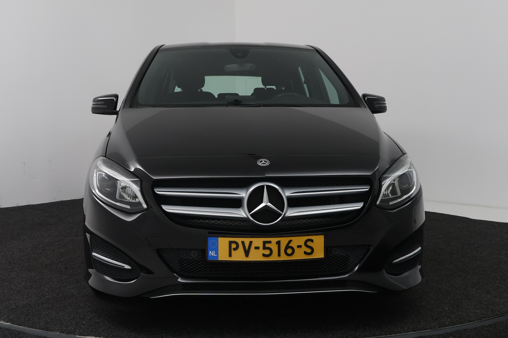Foto van Mercedes-Benz B 180
