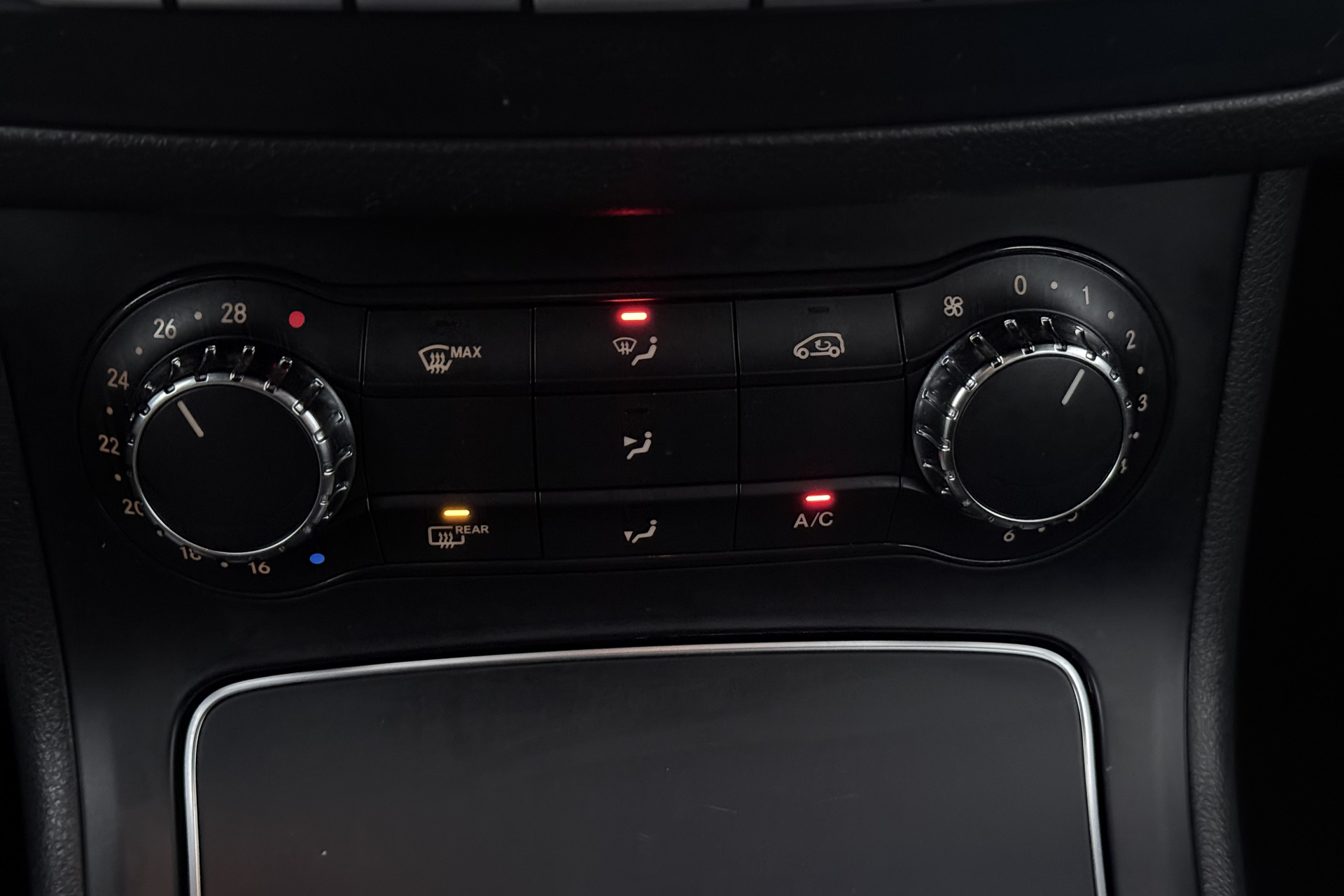 Foto van Mercedes-Benz B 180