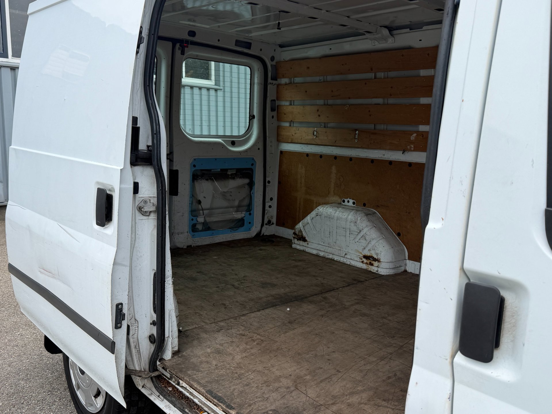 Foto van Ford Transit 260s Van 85dpf LR 4.23
